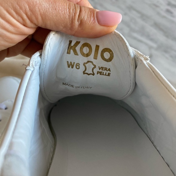 KOIO Capri in size 6 (NWT) - Picture 4 of 4